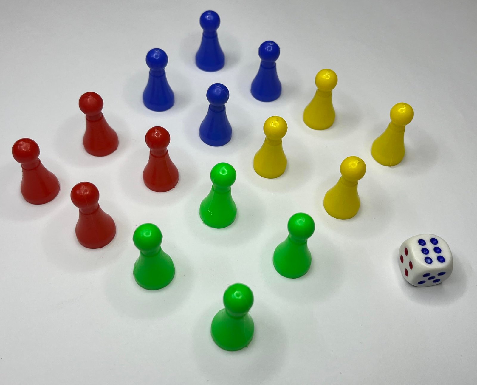 SAPORIGO Premium Ludo Game Accessories Set | 16 Multicolor Pawns (Tower Shape) with Dice | Replacement Tokens - Image 3