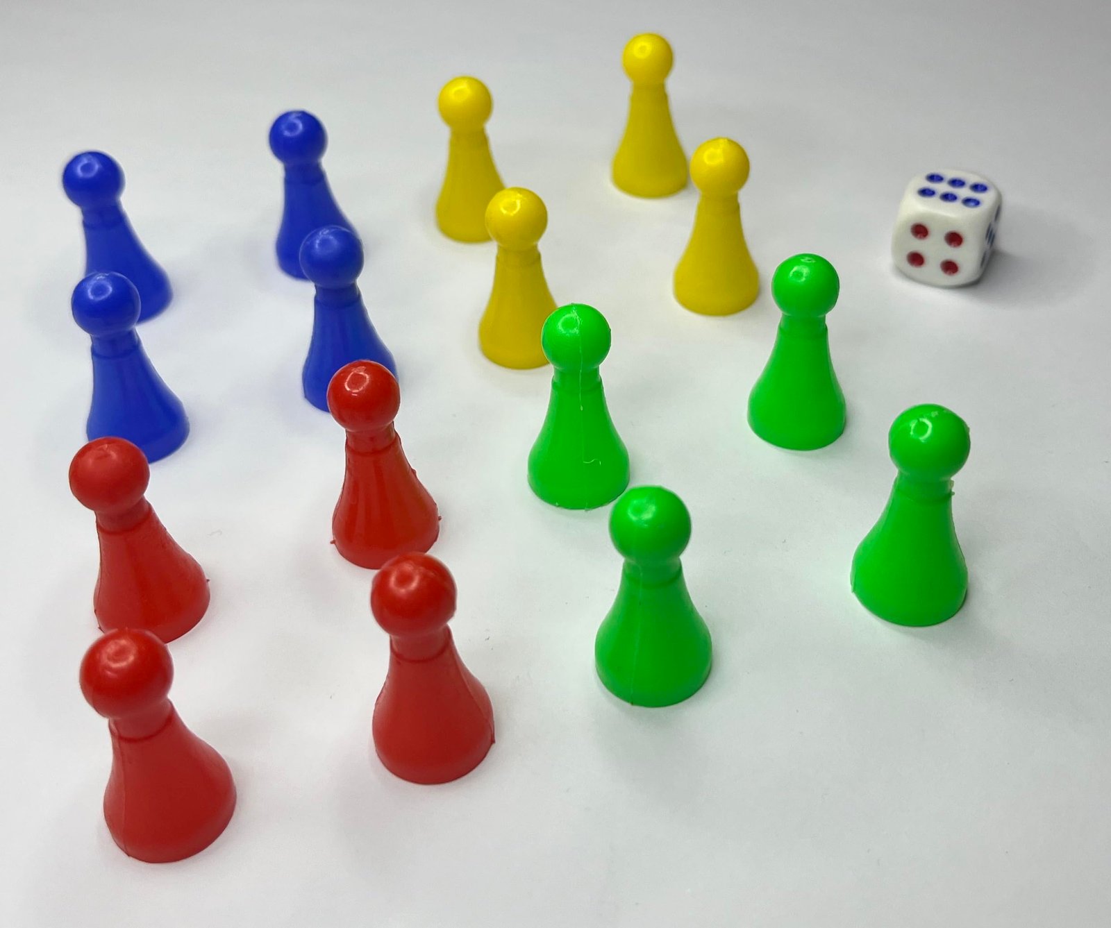SAPORIGO Premium Ludo Game Accessories Set | 16 Multicolor Pawns (Tower Shape) with Dice | Replacement Tokens - Image 5
